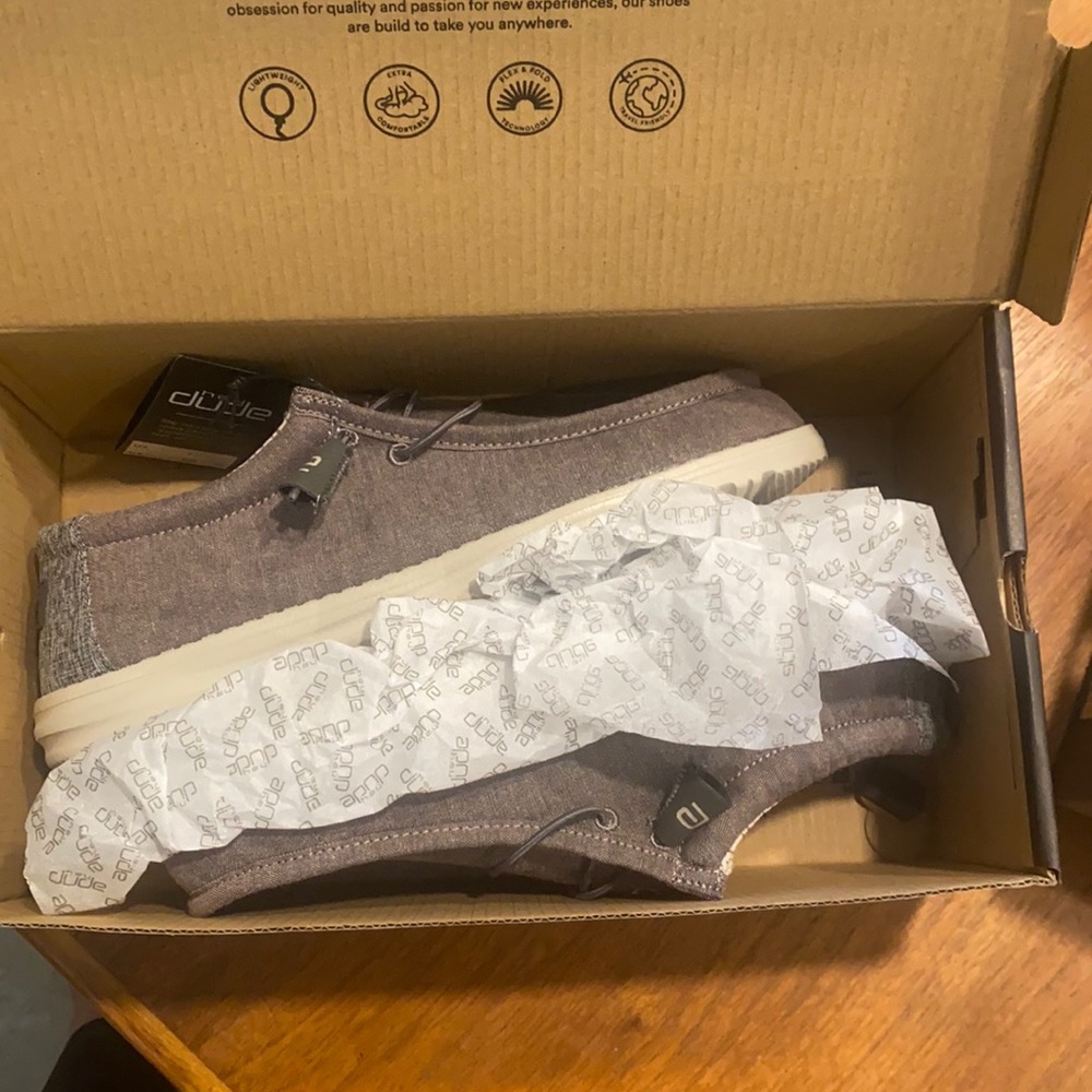Brand new NWT Hey dude size 11 never worn